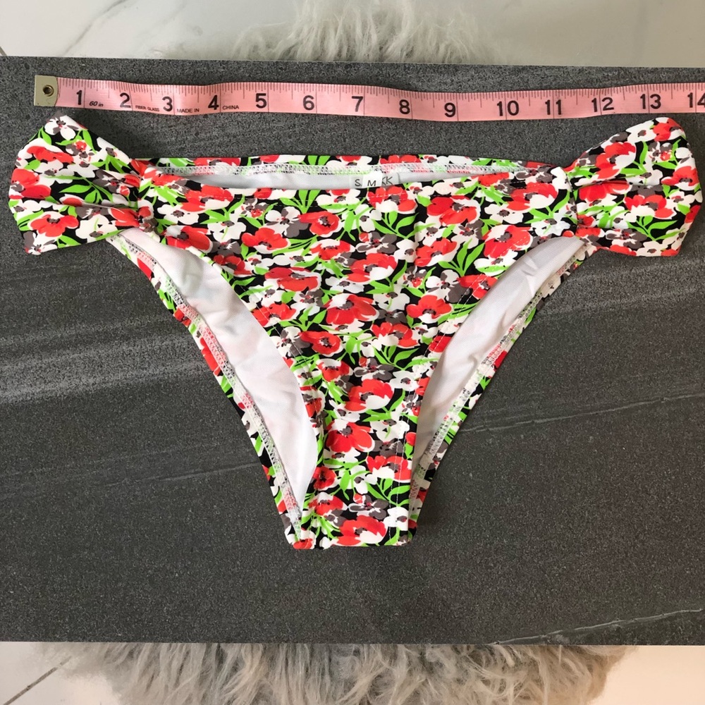 Bikini bottom